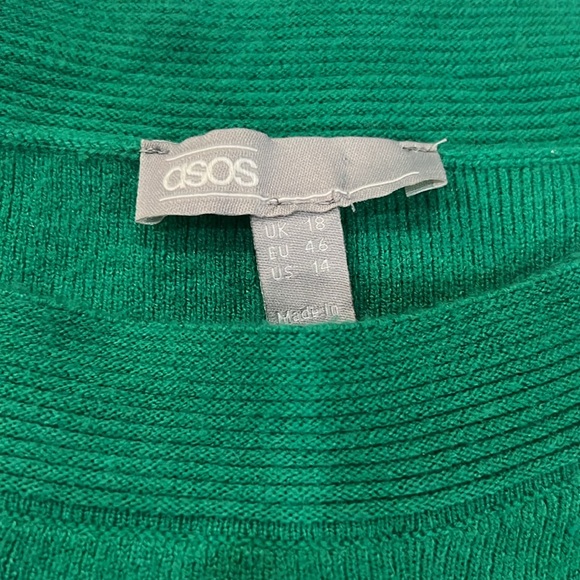 Green ASOS women’s long sweater - Picture 2 of 2